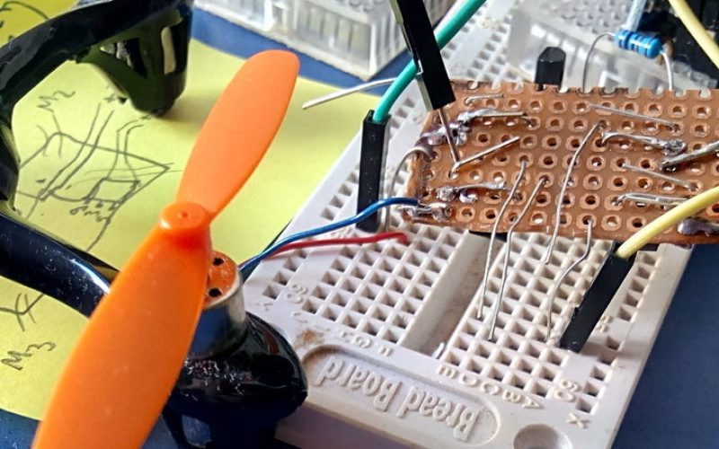 prueba de control de motor en protoboard