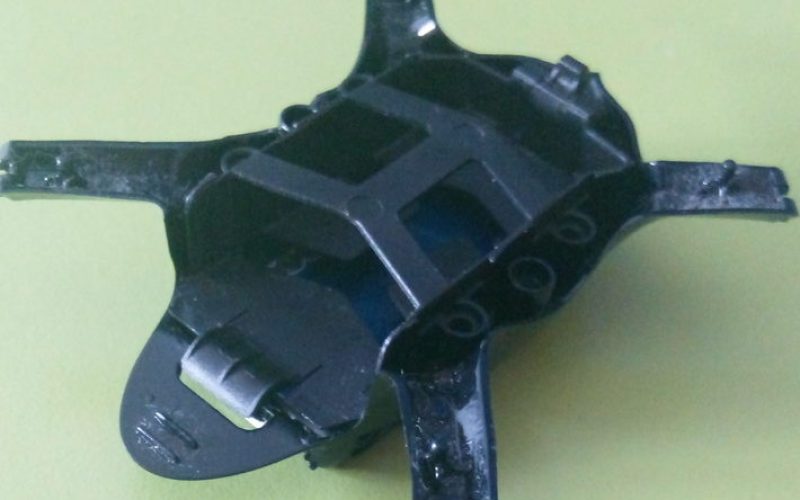 montaje del minidron - esqueleto encima del pro micro