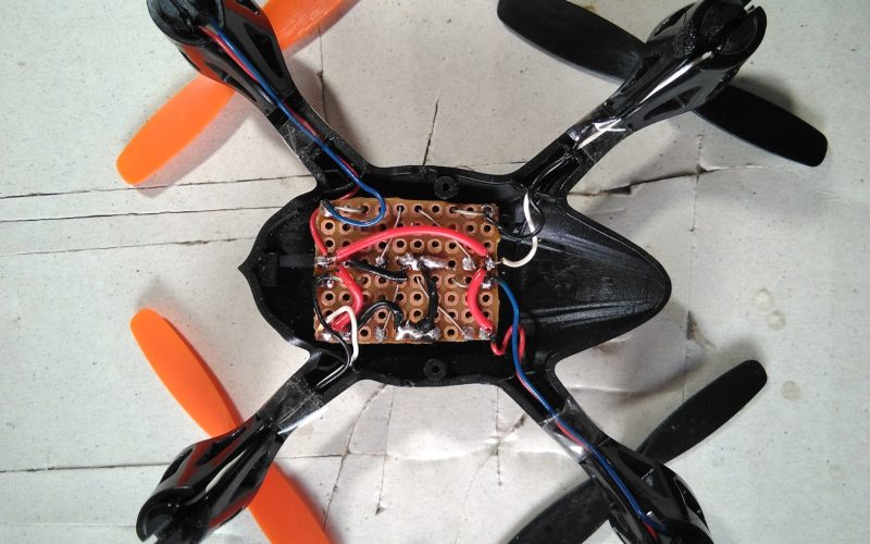 montaje de nuevo controlador de motor MOS