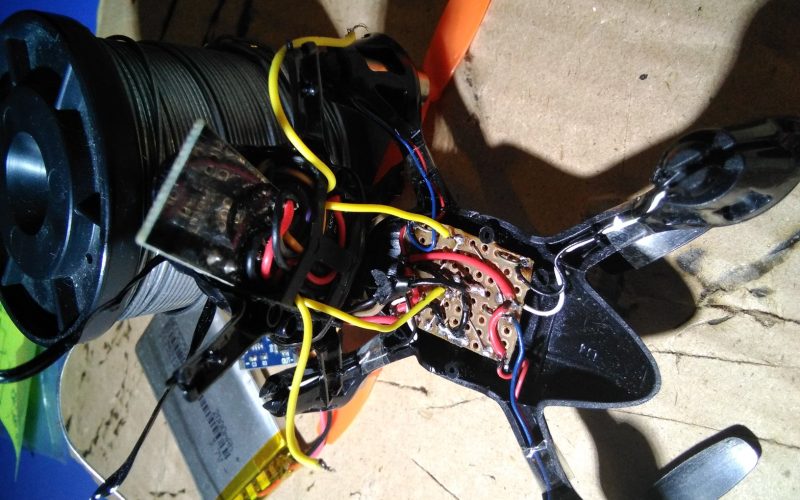 montaje de nuevo controlador de motor MOS